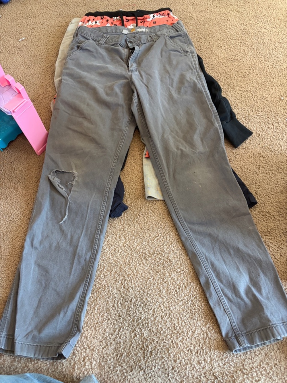 CB1 Men’s 36X36 Carhartt Grey Cargo Pants, Wear Evident